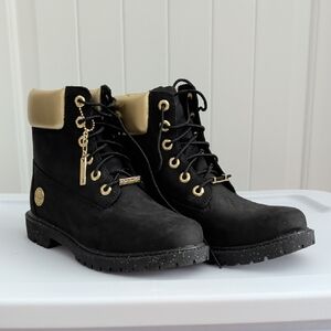 Timberland Women's Heritage 6-Inch Premium Waterproof Boots